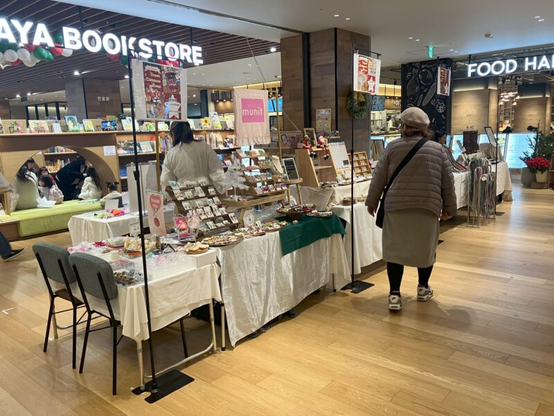 児童書売場前スペース